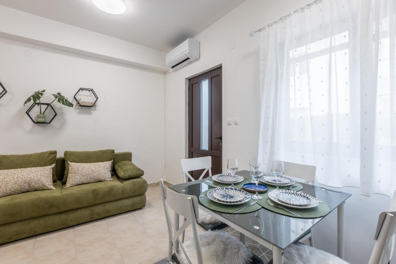 Apartment Lamasha Kaštela Esterno foto