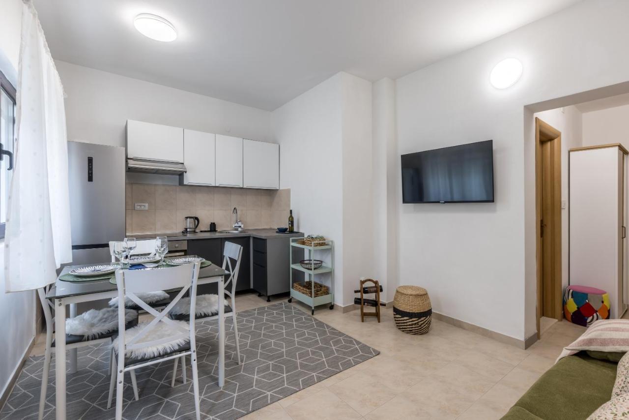 Apartment Lamasha Kaštela Esterno foto